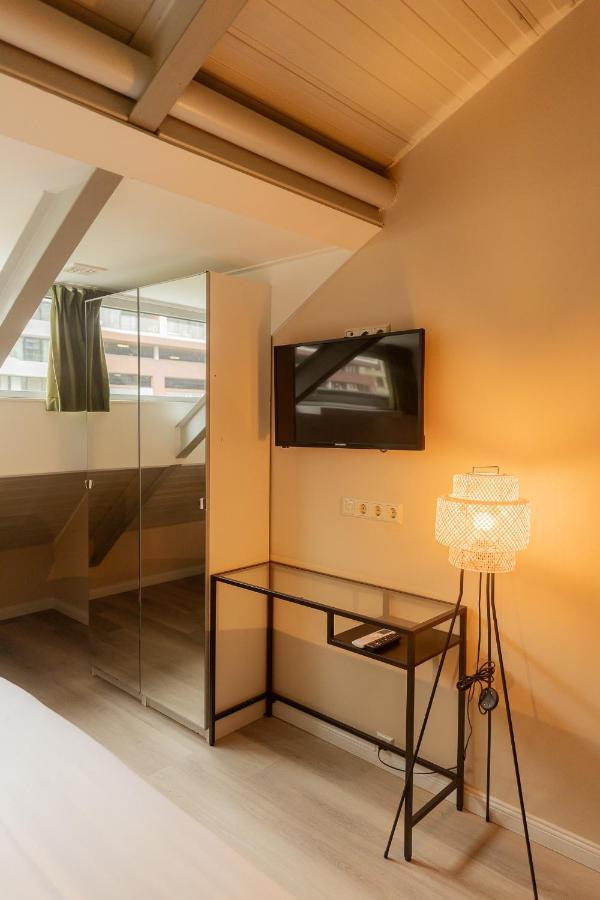 Floats By H2otel Rotterdam